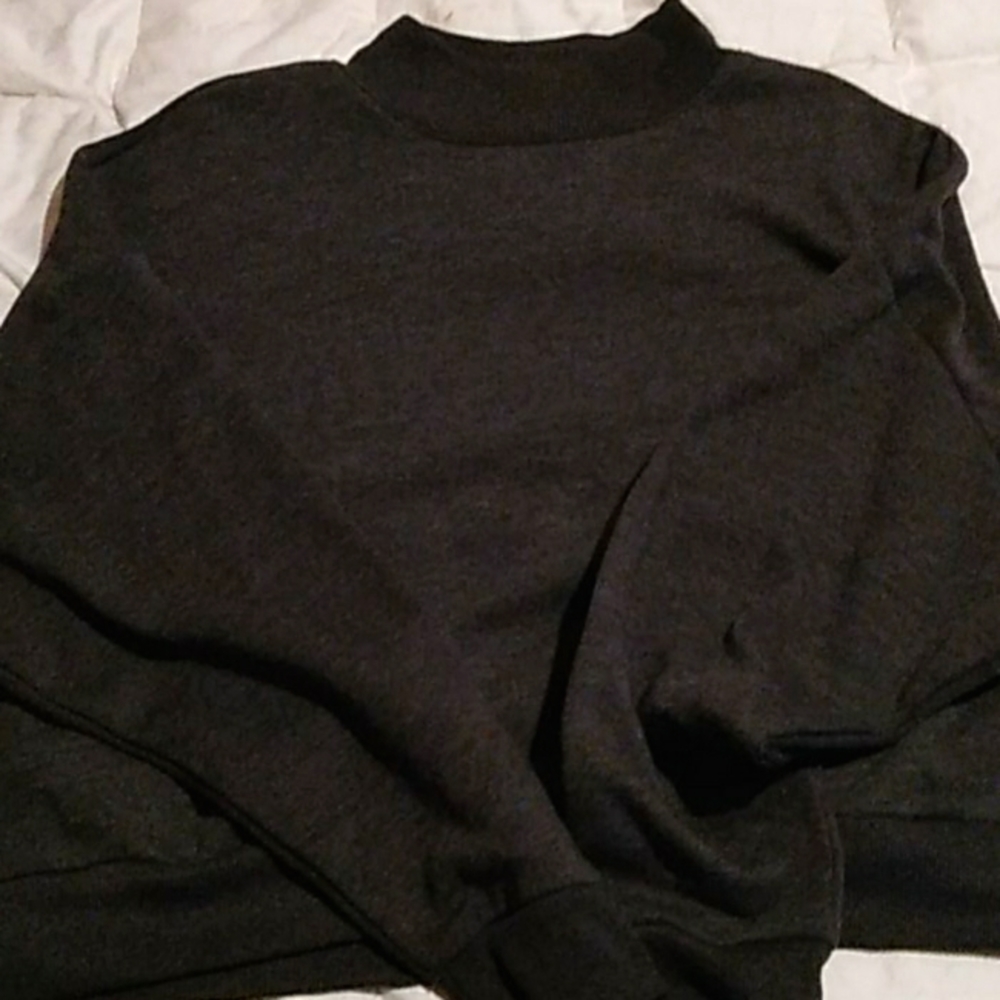 3x long sleeve cropped sweater